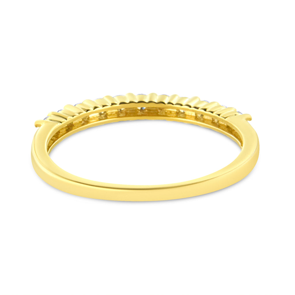 IGI Certified 1/4 Carat Total Weight Diamond 10K Yellow Gold Prong Set Fluted Band Style Ring (I-J Color, I2-I3 Clarity) - Size 7