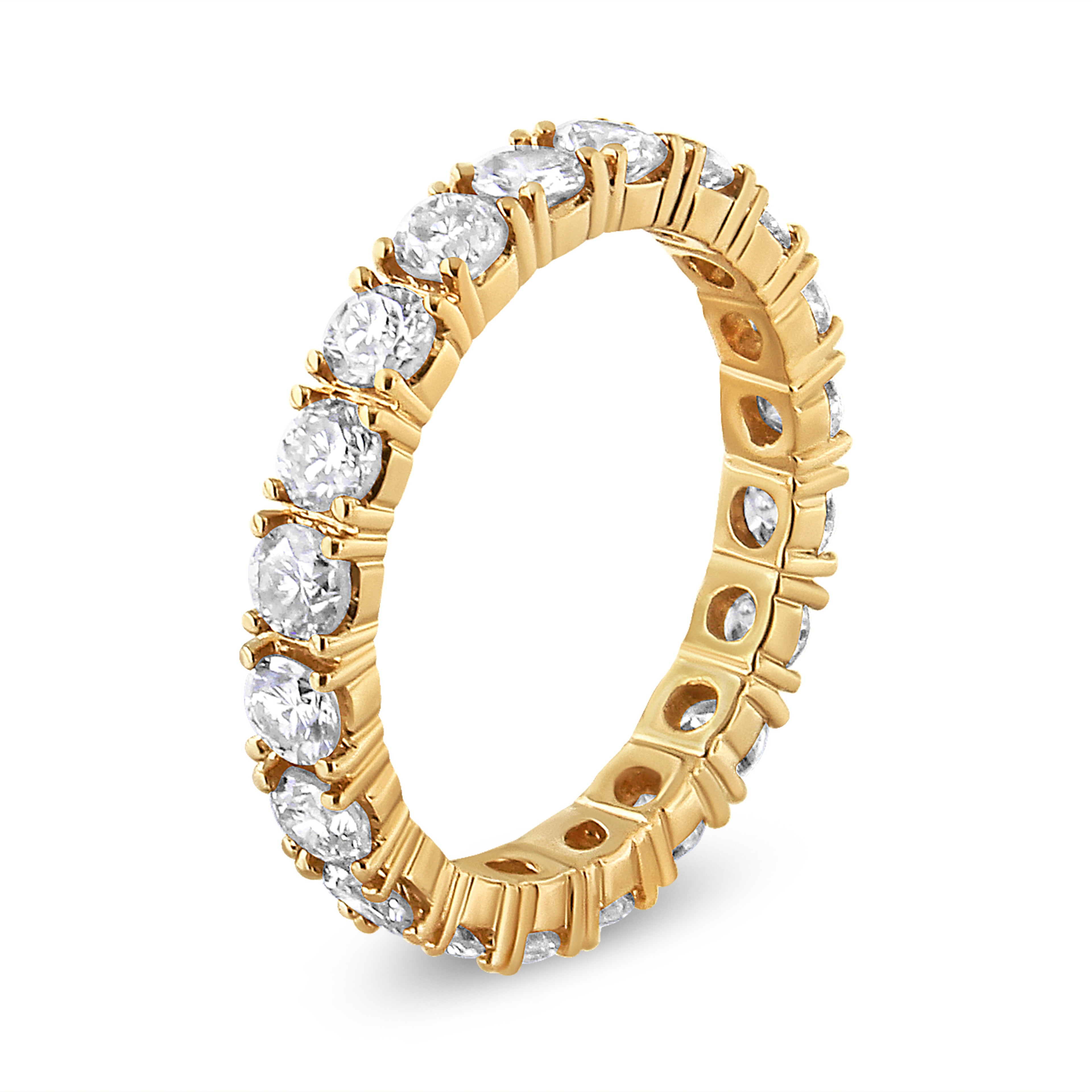 14K Yellow Gold 2.00 Carat Total Weight Shared Prong Set Round Cut Diamond Eternity Band (J-K Color, VS1-VS2 Clarity) - Ring Size 6.75