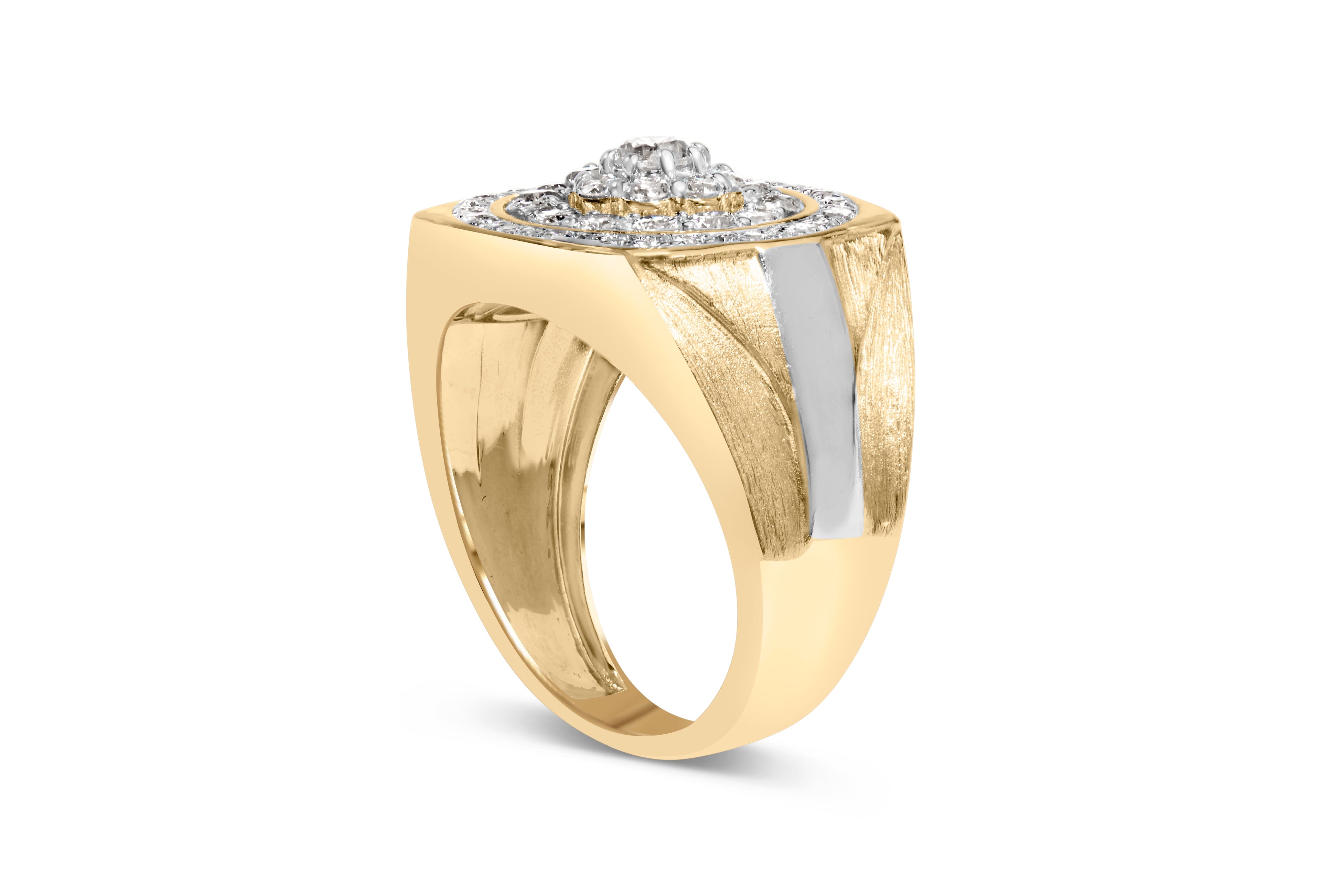 10K Yellow Gold 1 1/2 Cttw Diamond Cluster and Halo Signet Men's Ring (K-L Color, I1-I2 Clarity) - Size 10