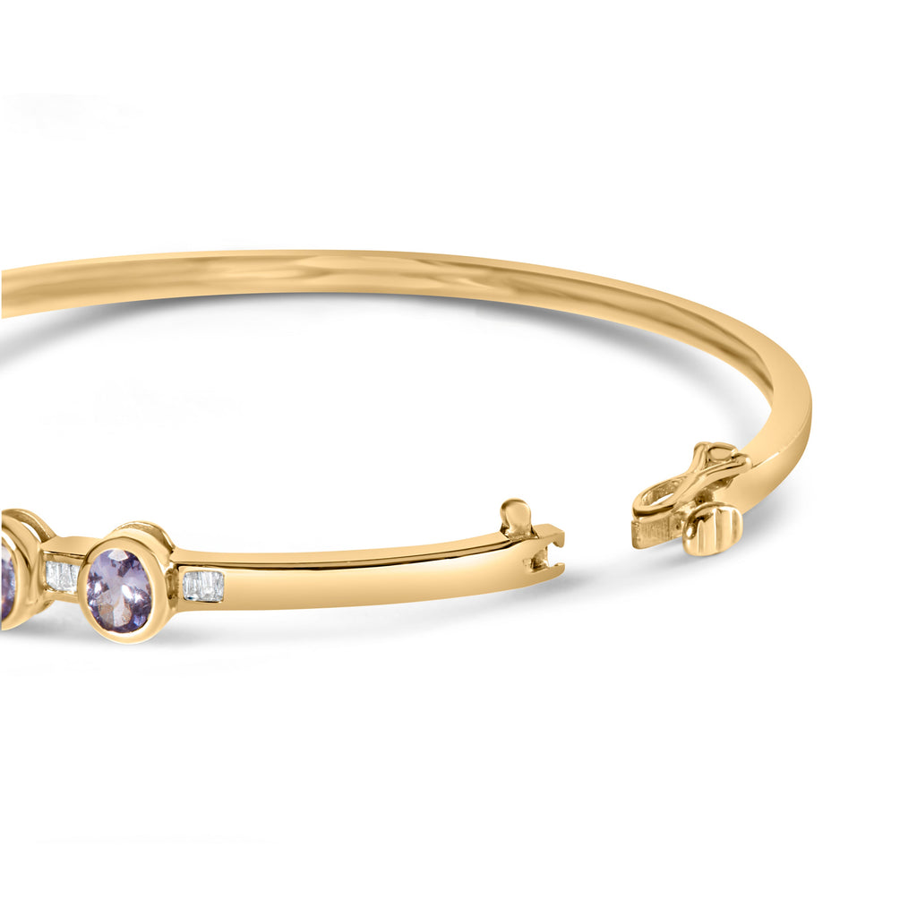 14K Yellow Gold Alternating Bezel Set 5MM Oval Shaped Tanzanite and 1/5 Cttw Diamond Bangle Bracelet (H-I Color, VS2-SI1 Clarity) - Fits wrists up to 7.25" Inches