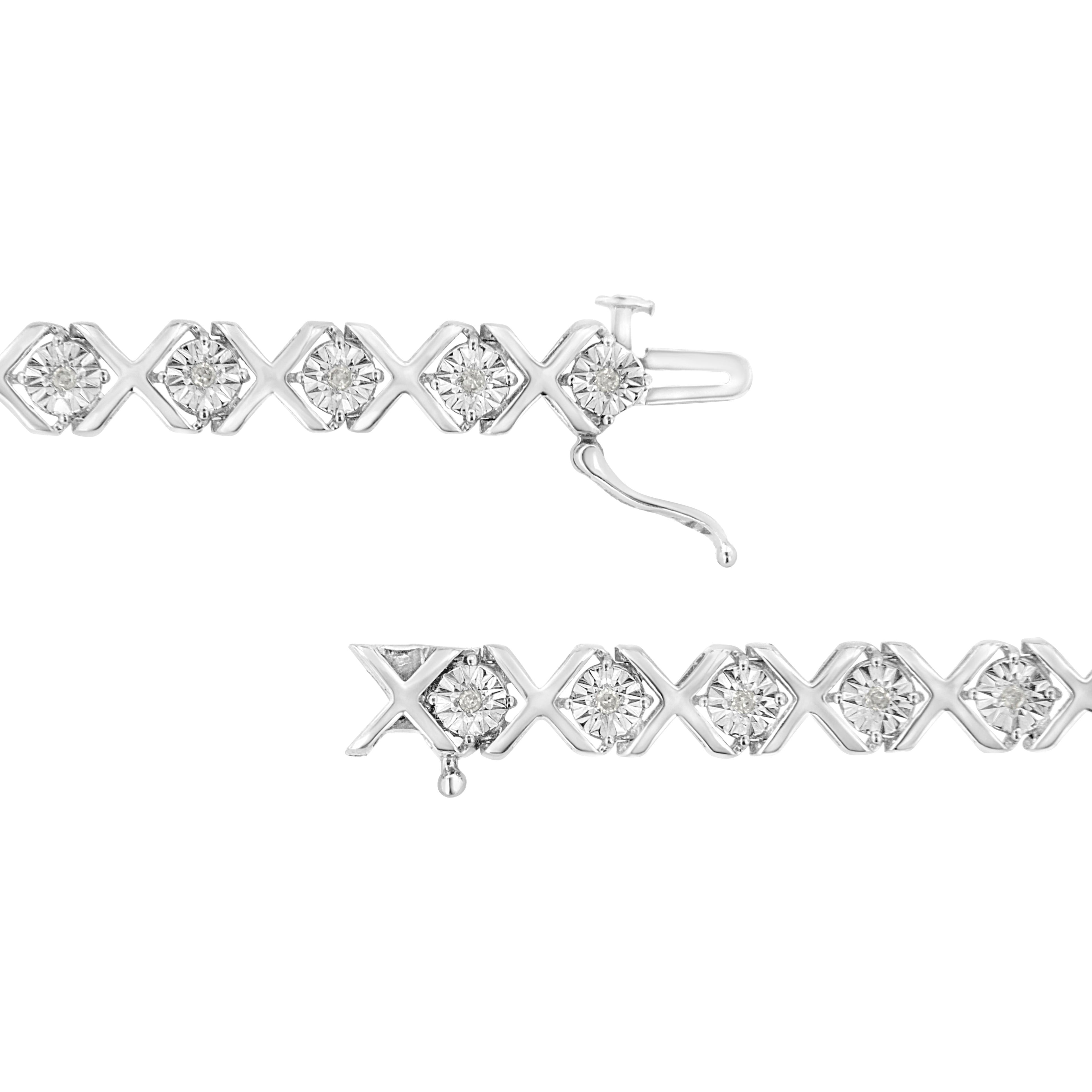 .925 Sterling Silver 1/4 Carat Total Weight Miracle Set Diamond "X" Link Bracelet (I-J Color, I3 Clarity) - 7.25"