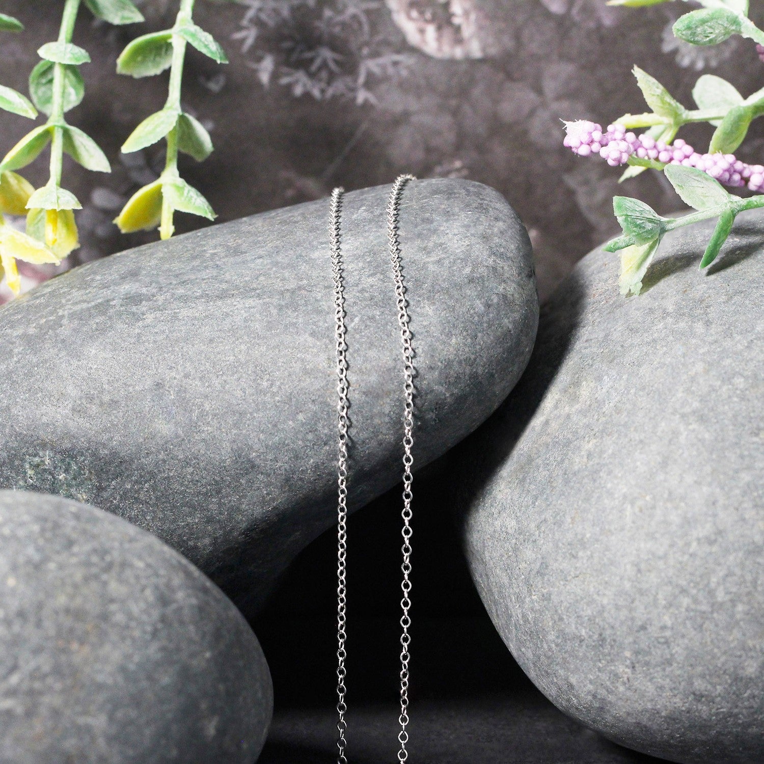 Double Extendable Flat Chain in 14k White Gold (1.2mm)