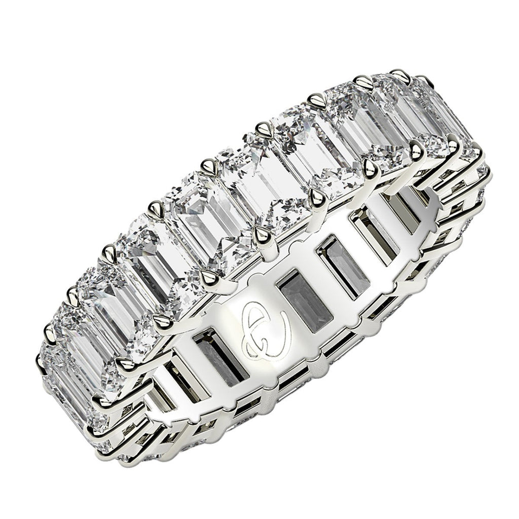 Anillo de eternidad de diamantes cultivados en laboratorio de corte esmeralda en oro blanco de 14k (4 ct. tot. FG/VS2)