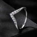 S925 Sterling Silver Moissanite 1.7mm Ring for Women - Size 6