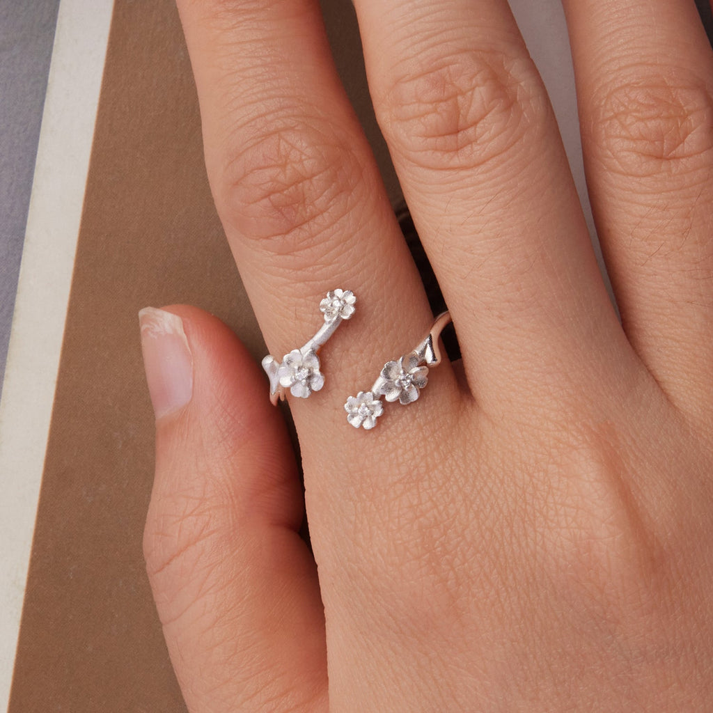 925 Sterling Silver Plated White Gold Ring for Women