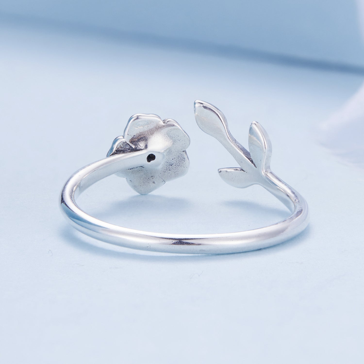 925 Sterling Silver Oxidized Flower Design Ring with Pavé Setting CZ