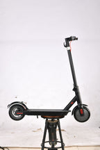 Adult Electric Scooter Folding hoverboard Tires 8.5-inch   Speed 35KM/H 350W 36V10.4AH J-03 motorized scooter